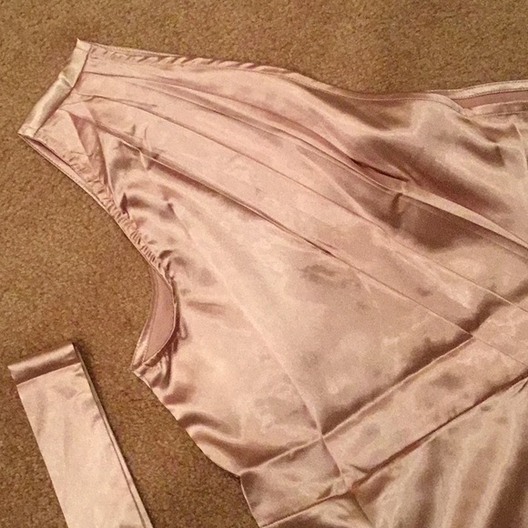 New Satin Evening dress - Picture 7 of 14